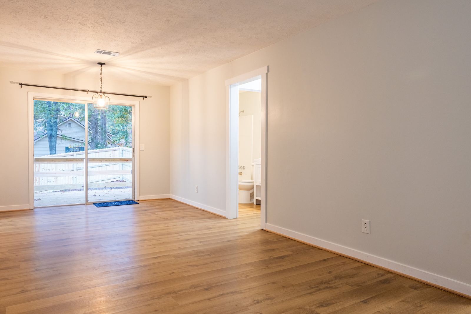 555 Pride Ave photo 9
